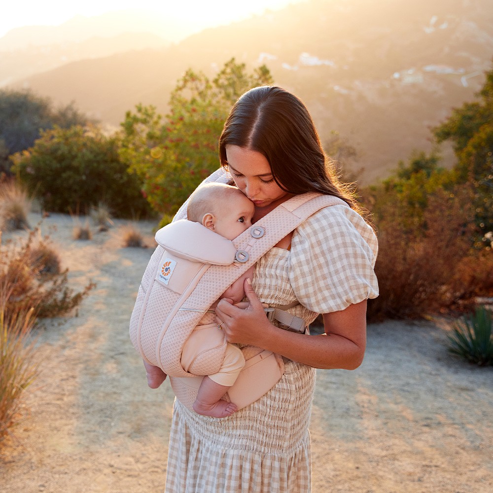 Portabebés Ergobaby para recién nacido y con toda posición de porteo